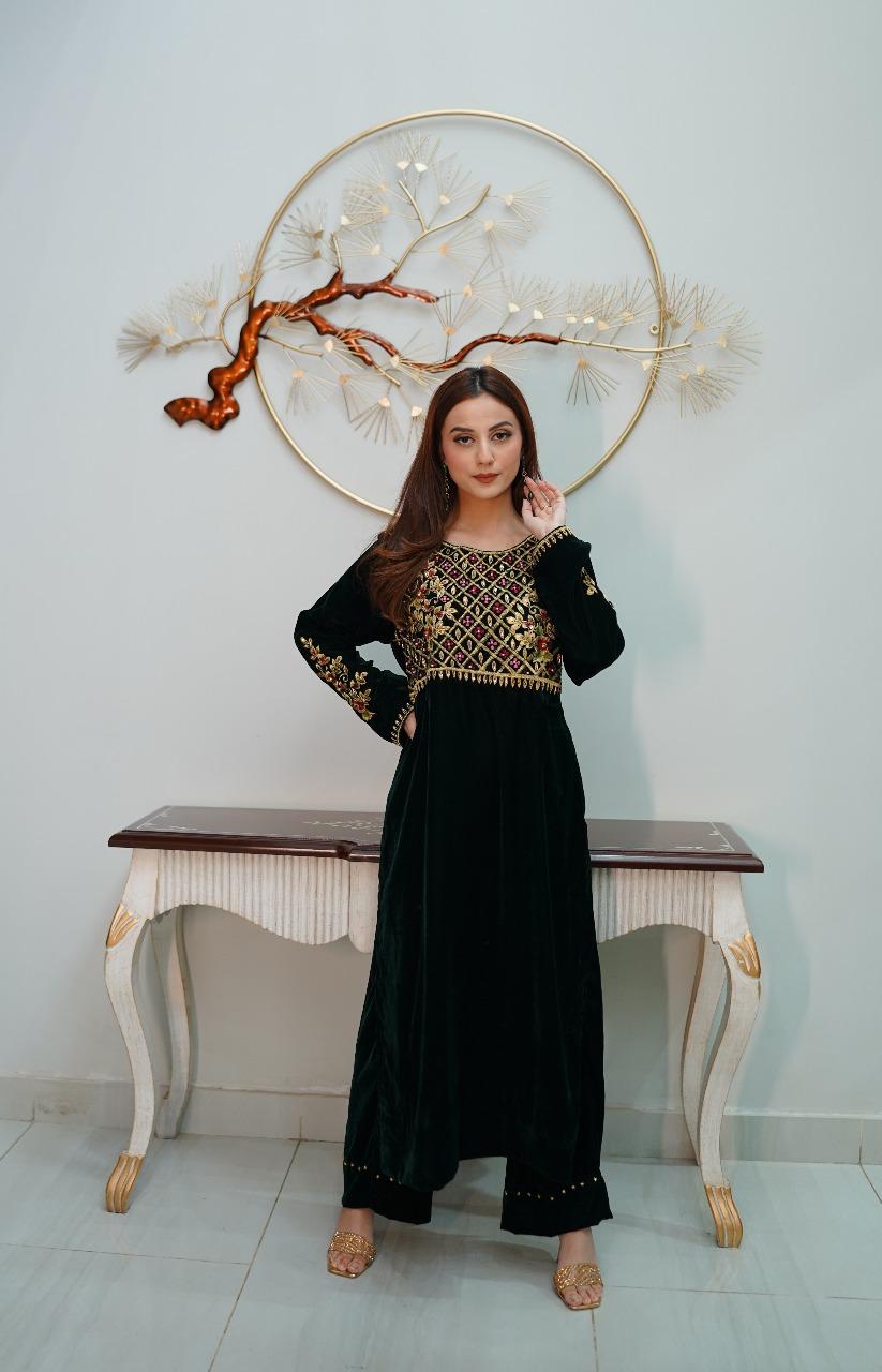Bottle Green Velvet Suit 2 PCs