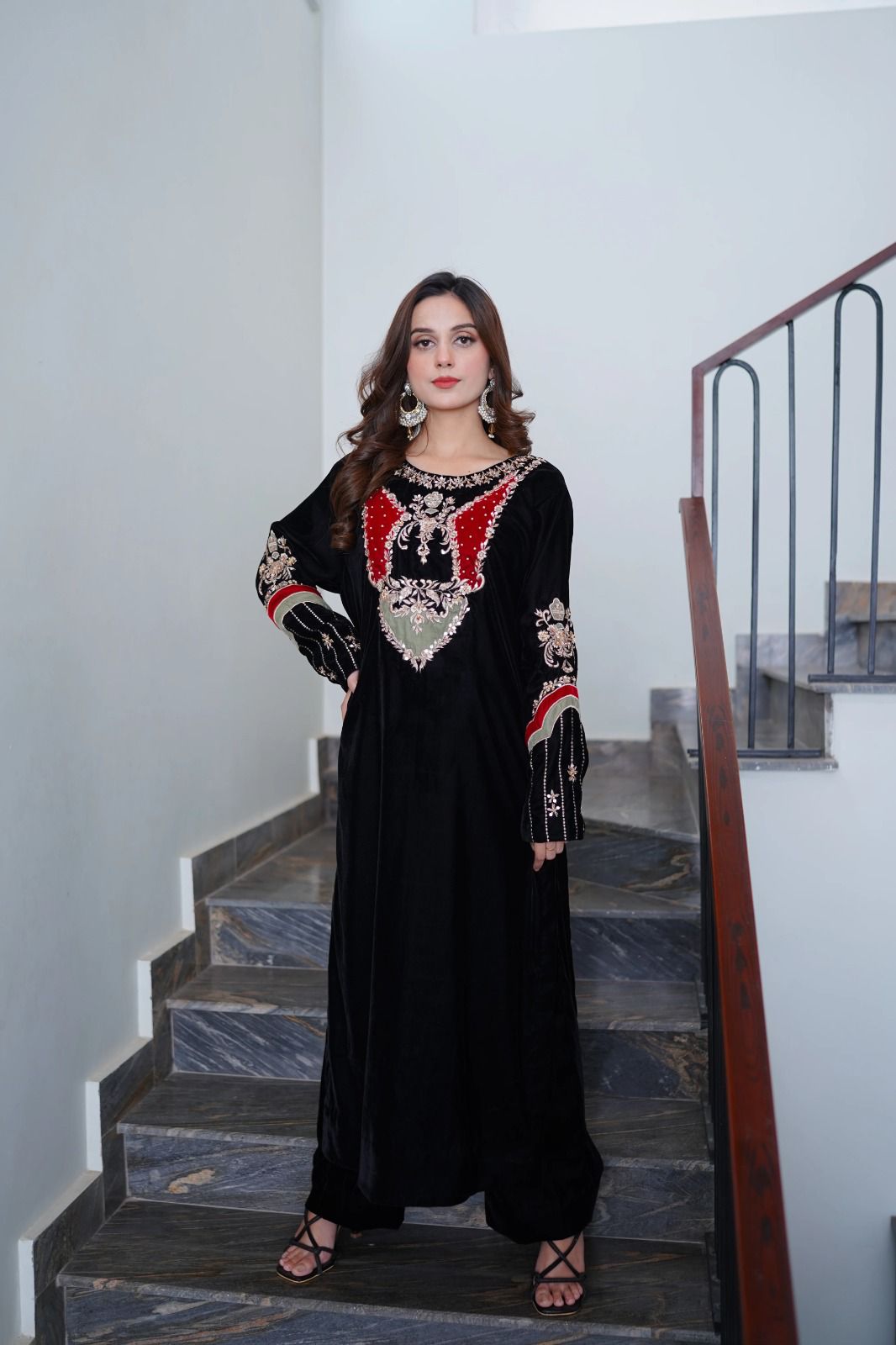 Black Velvet 2 PCs Suit