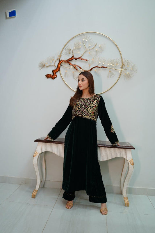 Bottle Green Velvet Suit 2 PCs