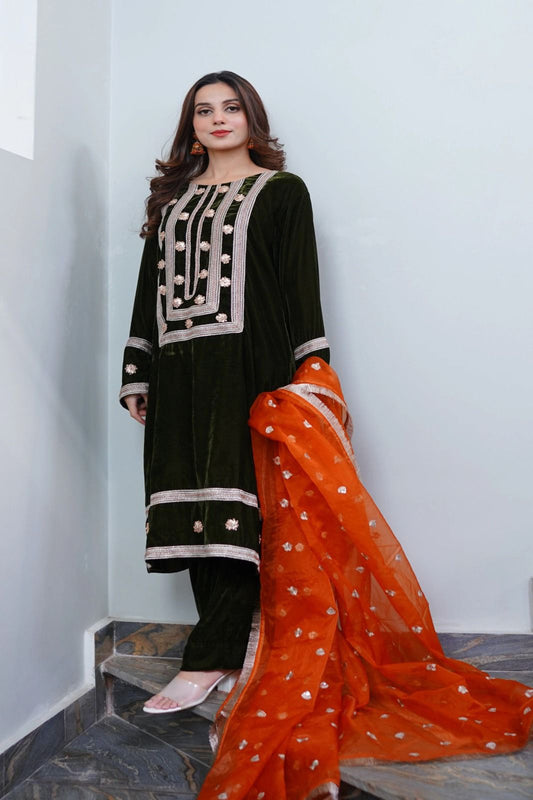 Deep Green Velvet Suit With Gota Work 3 PCs + Organza Dupatta